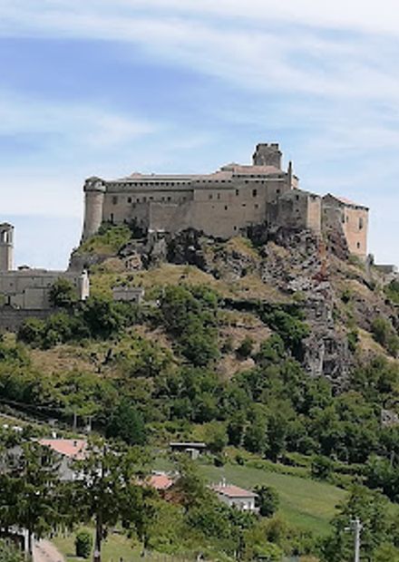 Castle of Bardi