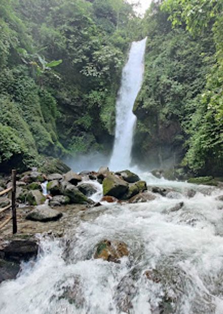 Kanchenjunga Falls