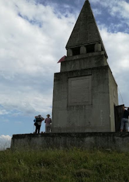 Monument Bobalna