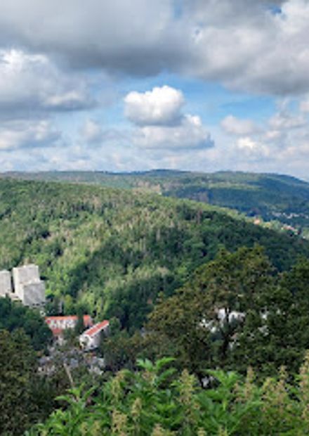 Canossa Pillar