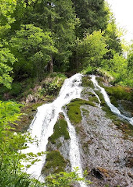 Cascada Cofu