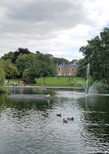 Arnot Hill Park