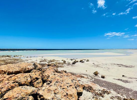 australia/yorke-peninsula/attraction/moonta-bay-jetty