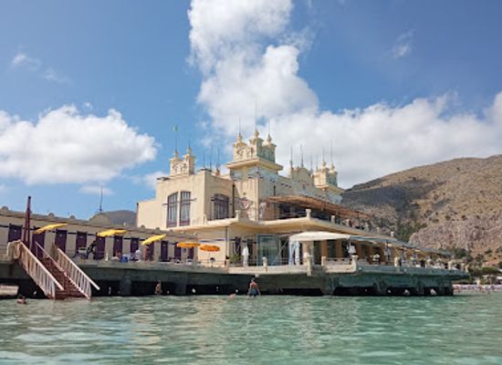 italy/palermo/mondello/attraction/charleston-palazzina-liberty