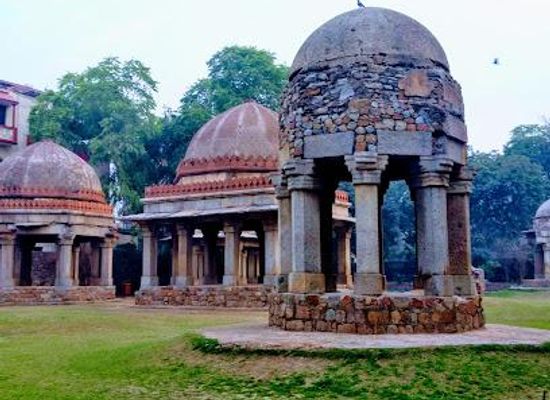 india/delhi/attraction/hauz-khas-fort-rd