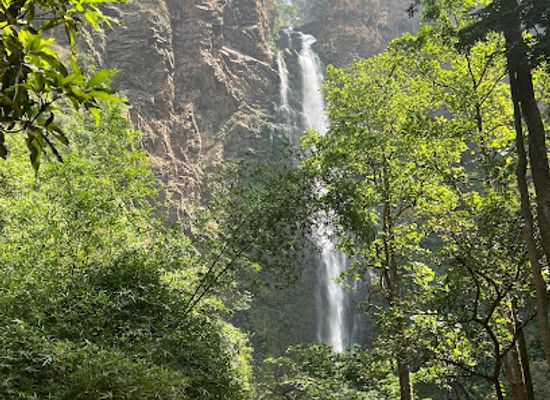 ghana/amedzofe/attraction/tourist-reception-office-wli-agumatsa-waterfall