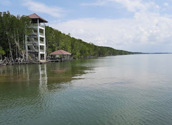 thailand/trat/attraction/black-sand-beach