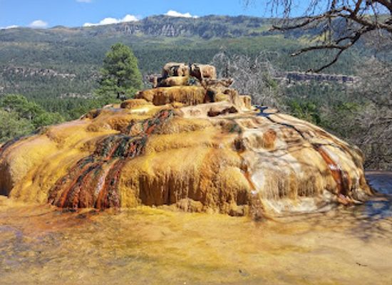 colorado/durango/attraction/pinkerton-hot-springs