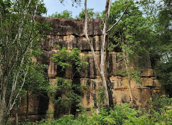 laos/khammouane-province/attraction/the-giant-wall