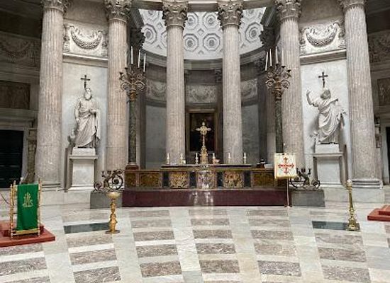 italy/sorrento/attraction/basilica-reale-pontificia-san-francesco-da-paola