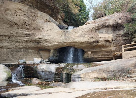 india/mizoram/attraction/khawhpawp-falls