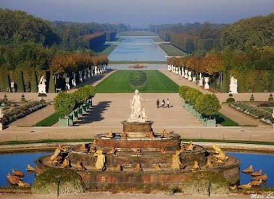france/paris/attraction/gardens-of-versailles
