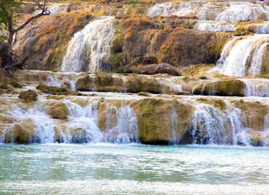 oman/salalah/attraction/wadi-darbat