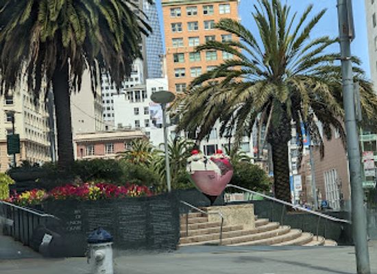 california/san-francisco/union-square/attraction/hearts-of-san-francico-art-sculpture