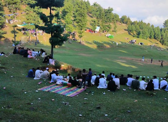 pakistan/azad-jammu-and-kashmir/attraction/seri-santh-picnic-spot-kotli-sattian