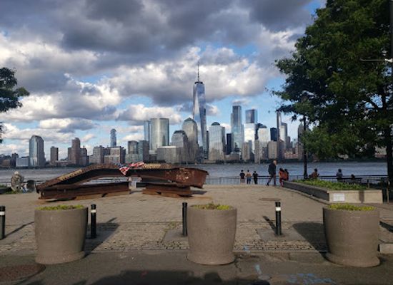 new-jersey/jersey-city/attraction/jersey-city-9-11-memorial