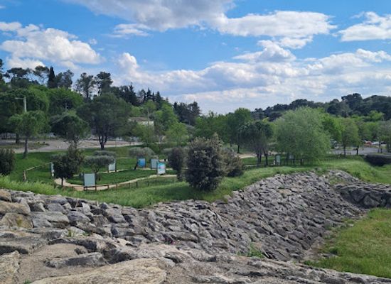 france/nimes/attraction/parc-commemoratif-des-inondations-de-1988