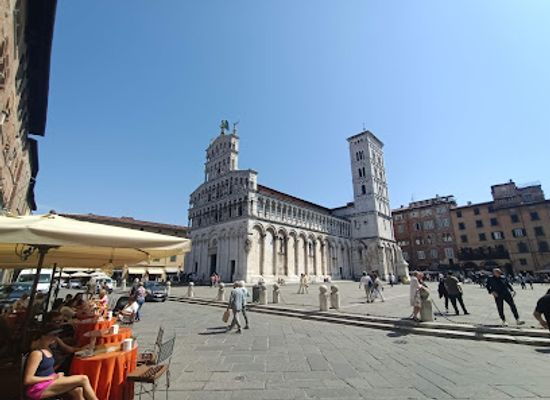 italy/lucca/attraction/orsetti-palace