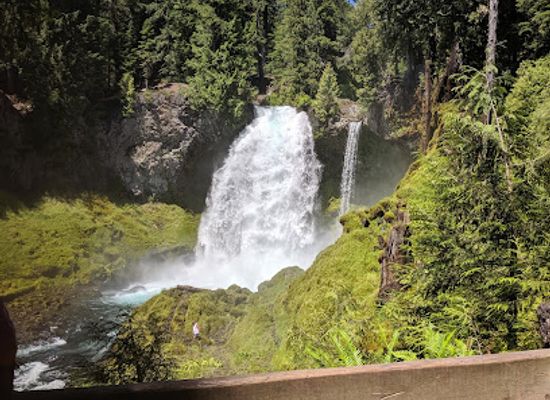oregon/central-oregon/attraction/sahalie-falls-viewpoint
