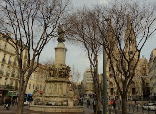 france/marseille/le-cours-julien/attraction/monument-des-mobiles