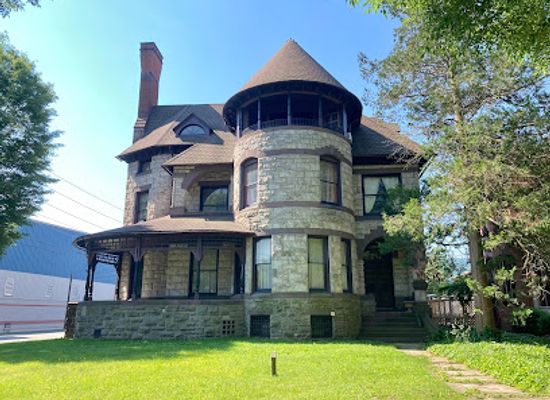 pennsylvania/susquehanna-valley/attraction/millionaires-row