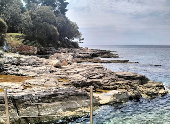 croatia/pula/attraction/betonskaja-plaza