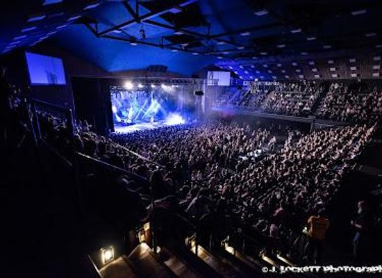 california/redding/attraction/redding-civic-auditorium