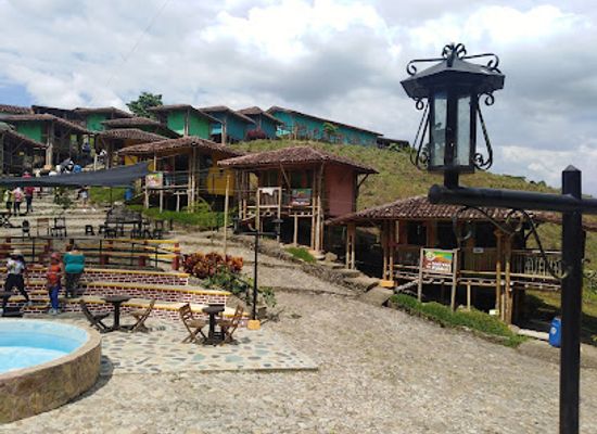 colombia/quindio-department/attraction/parque-los-arrieros