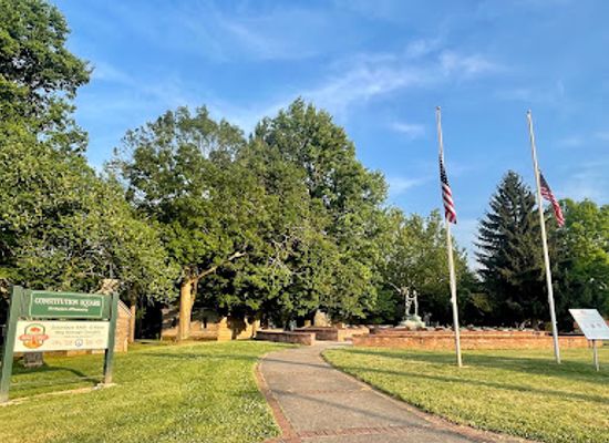 kentucky/pennyroyal-plateau/attraction/constitution-square-historic-site