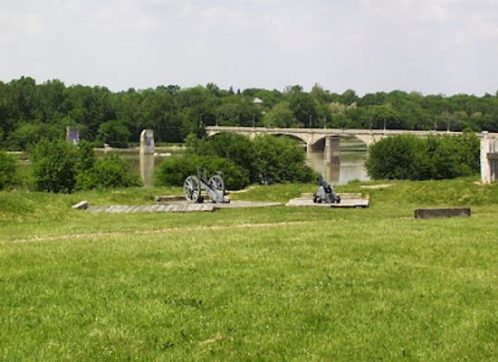 ohio/maumee-bay-state-park/attraction/fort-meigs-historic-site