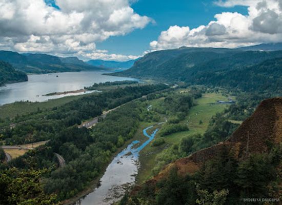 washington/columbia-river-gorge/attraction/vista-house-at-crown-point
