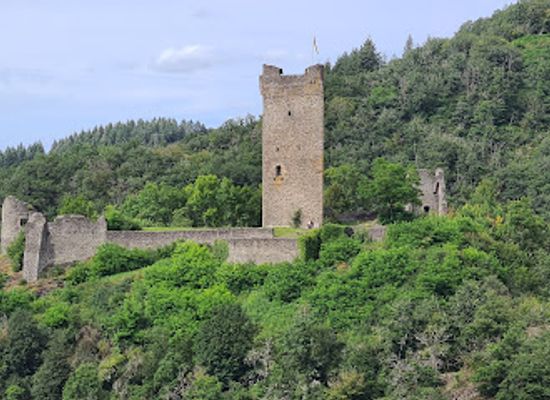germany/eifel/attraction/manderscheid-lower-castle