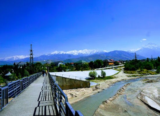 kazakhstan/almaty-mountains/attraction/big-almaty-river-bank