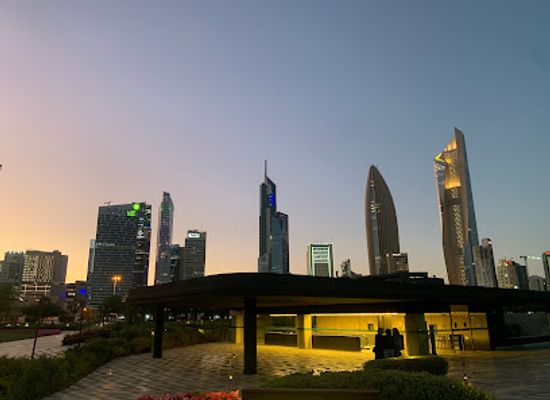 kuwait/al-ahmadi-governorate/attraction/al-shaheed-park-fountain