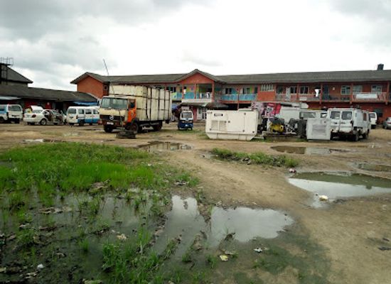 nigeria/warri/attraction/udu-garage