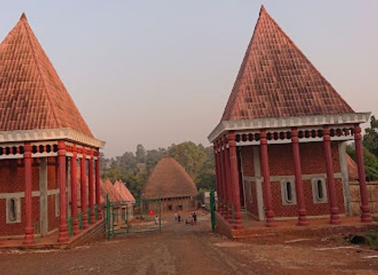 cameroon/south-west-region/attraction/chefferie-bandjoun
