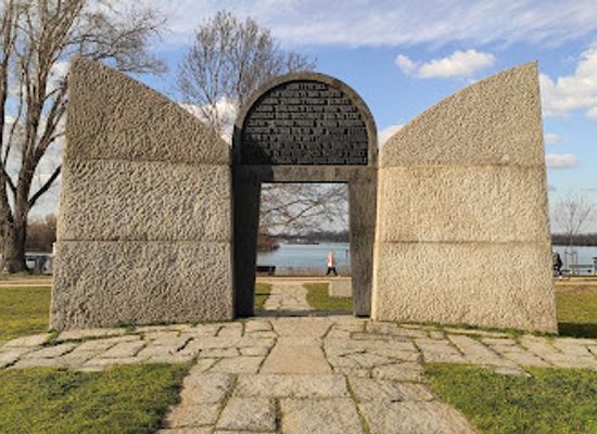 serbia/belgrade/dorcol/attraction/monument-to-the-defenders-of-belgrade
