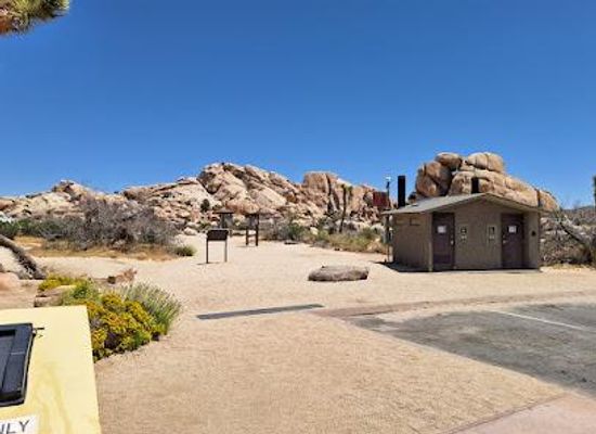 california/mojave-desert/attraction/hidden-valley-campground