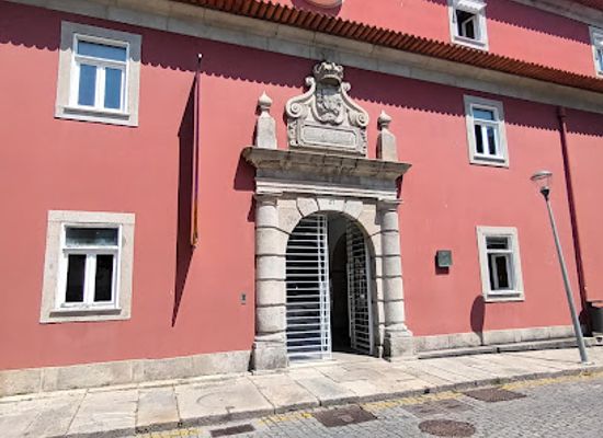 portugal/viana-do-castelo/attraction/largo-9-de-abril