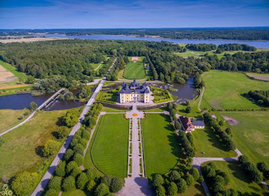 sweden/svealand/attraction/stromsholms-slott