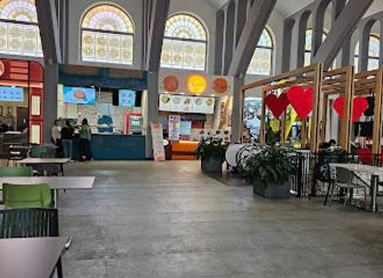 armenia/yerevan/attraction/indoor-market