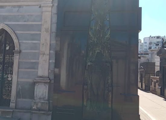 argentina/buenos-aires/recoleta/attraction/panteon-de-dellepiane