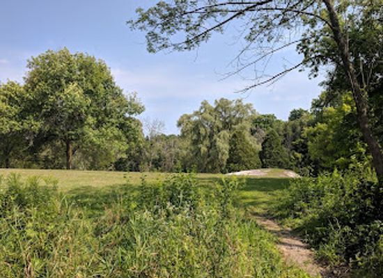 wisconsin/eastern-ridges-and-lowlands/attraction/sauk-creek-nature-preserve