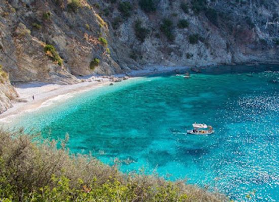 albania/himara/attraction/filikuri-beach