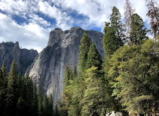 california/yosemite/attraction/yosemite-valley
