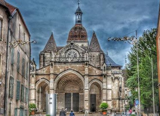 france/dijon/attraction/basilica-of-our-lady