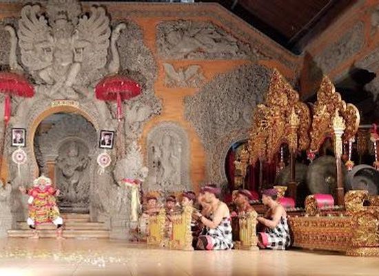 indonesia/bali/attraction/balai-banjar-ubud-kelod