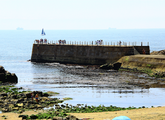 portugal/porto/foz-do-douro/attraction/molhe-de-carreiros