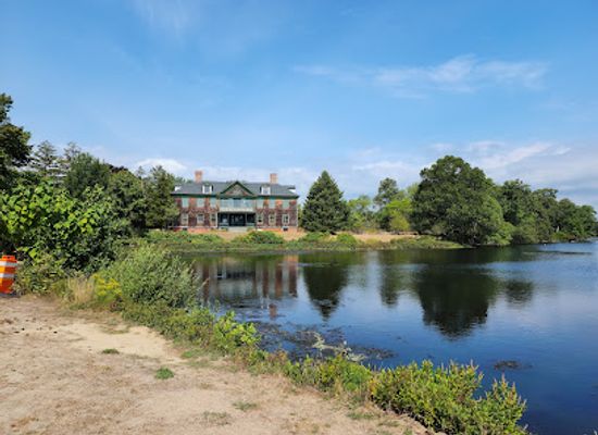new-york/fire-island/attraction/connetquot-river-state-park-preserve