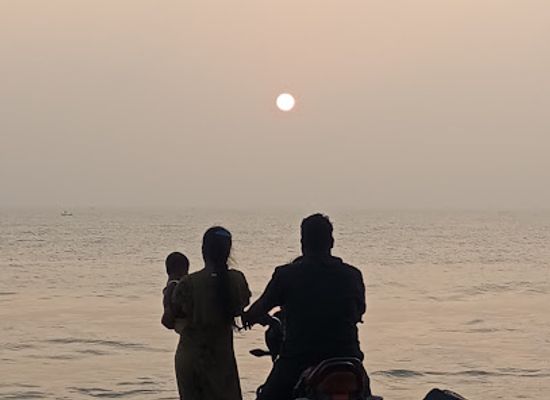india/pondicherry/attraction/pondy-sunrise-beach